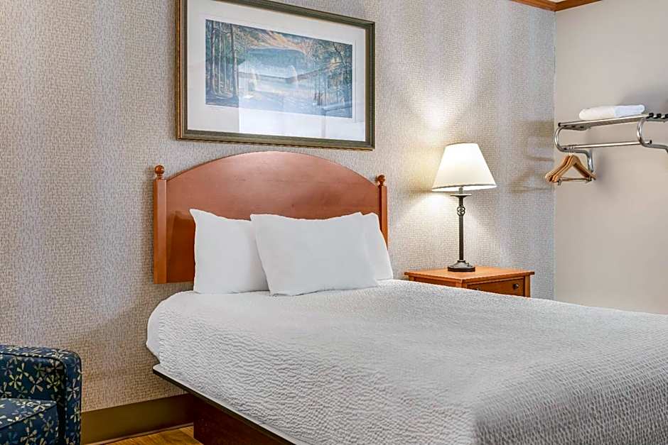 Ramada Hotel & Conference Center by Wyndham State College