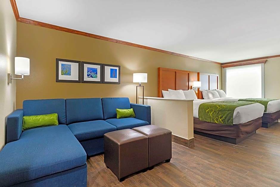 Comfort Suites West Monroe near Ike Hamilton Expo Center