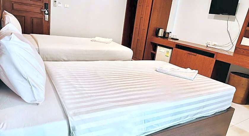 Deva Suites Patong Hotel