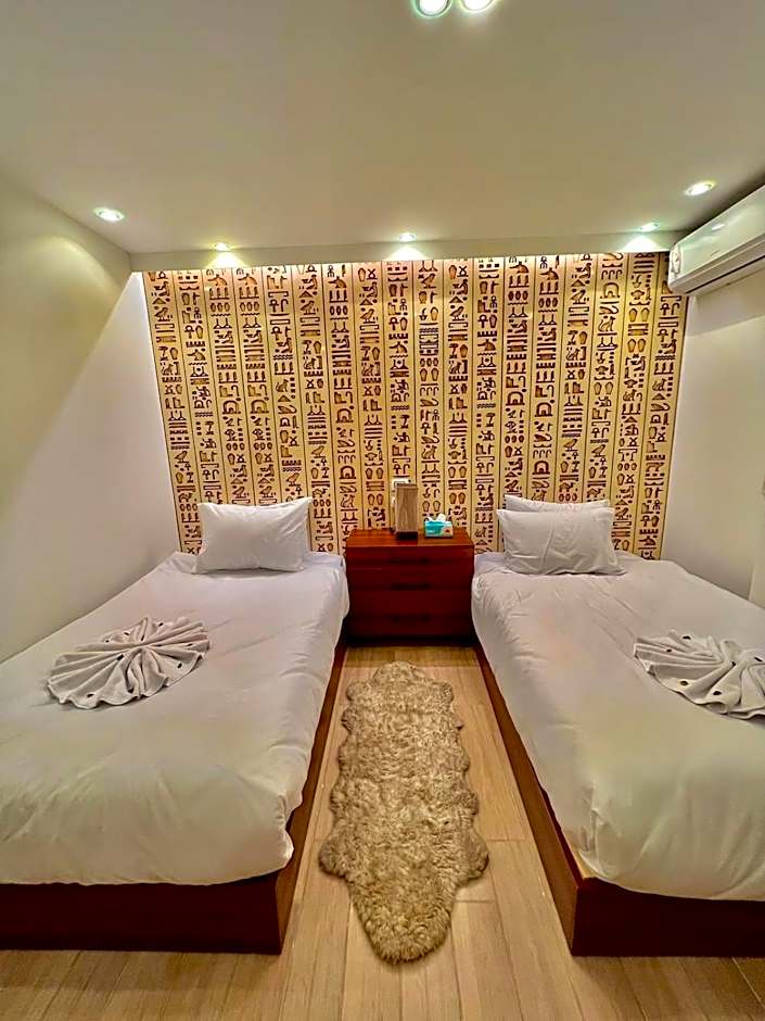 Pyramids View Guest House