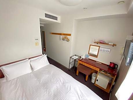 Double Room with Small Double Bed - Non-Smoking - No Daily Cleaning