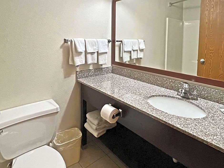 Quality Inn Mitchell I-90