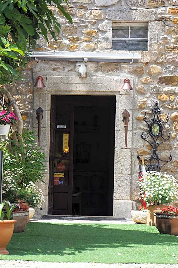 Le Manoir du Raveyron