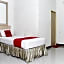 RedDoorz Plus near Sultan Hasanuddin Airport