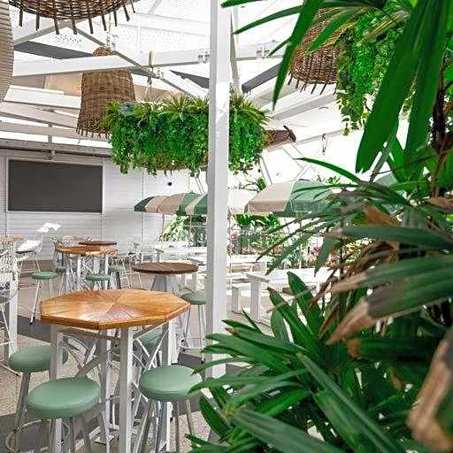 Calamvale Hotel Suites and Conference Centre