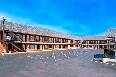 Hotel O Miami Inn & Suites Chicago Midway Airport