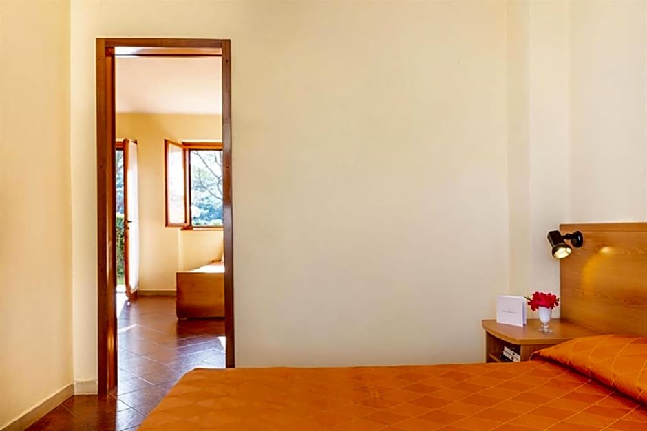 Photo 1 of 18 of Apartment