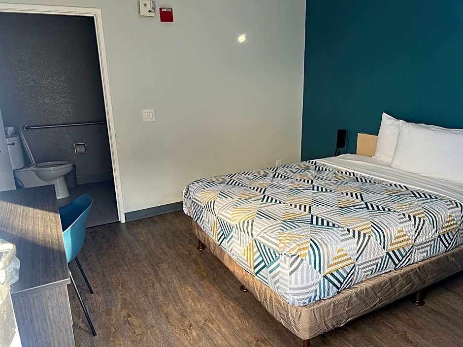 Motel 6-Westminster, CA - North