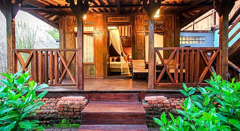 Keramas Sacred River Village
