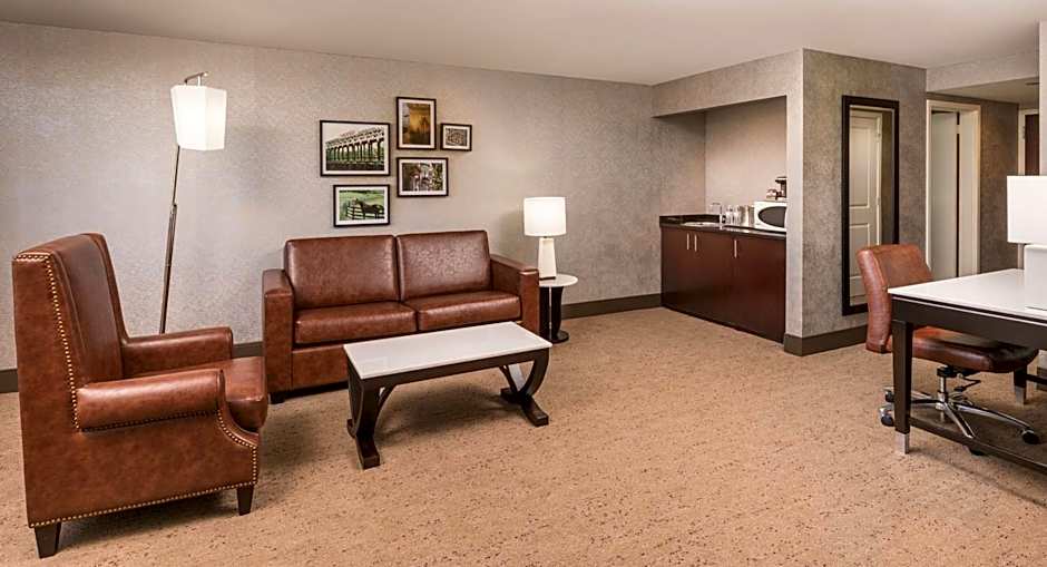The Saratoga Hilton