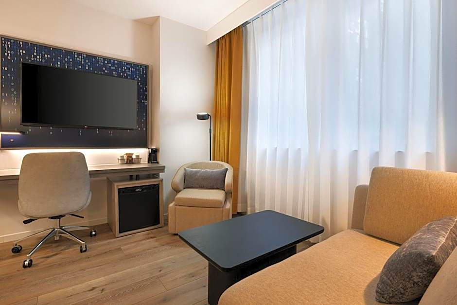 Courtyard by Marriott New York Manhattan/Soho