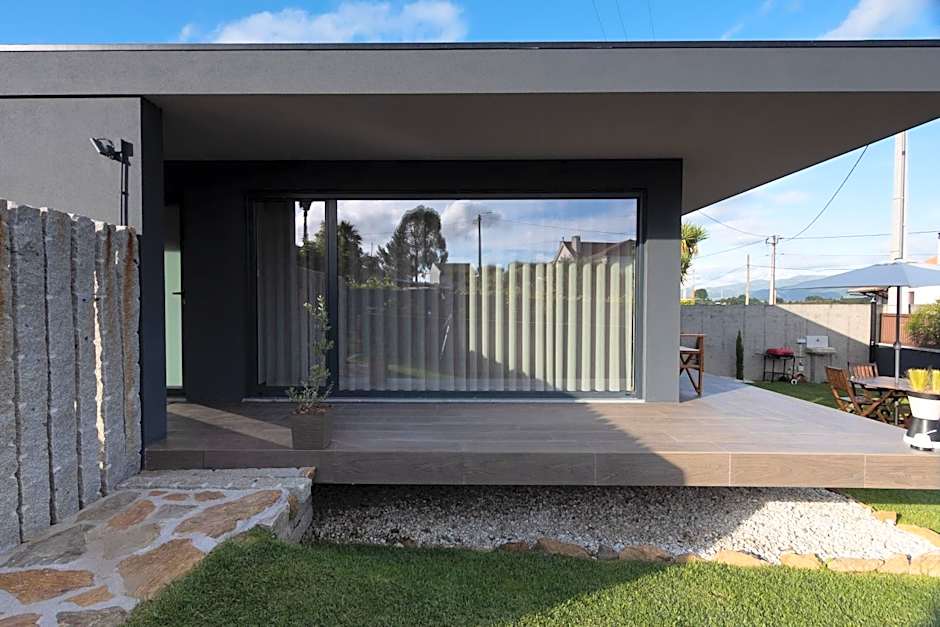 Abraços dos Avós - Casas de aldeia