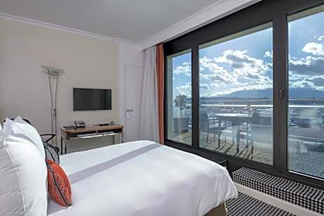 Penthouse Terrace Room