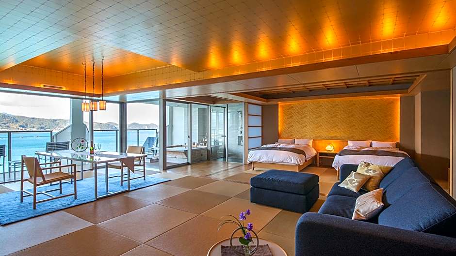 Kamenoi Hotel Nachikatsuura (formerly Katsuura Onsen Katsuura Gyoen )