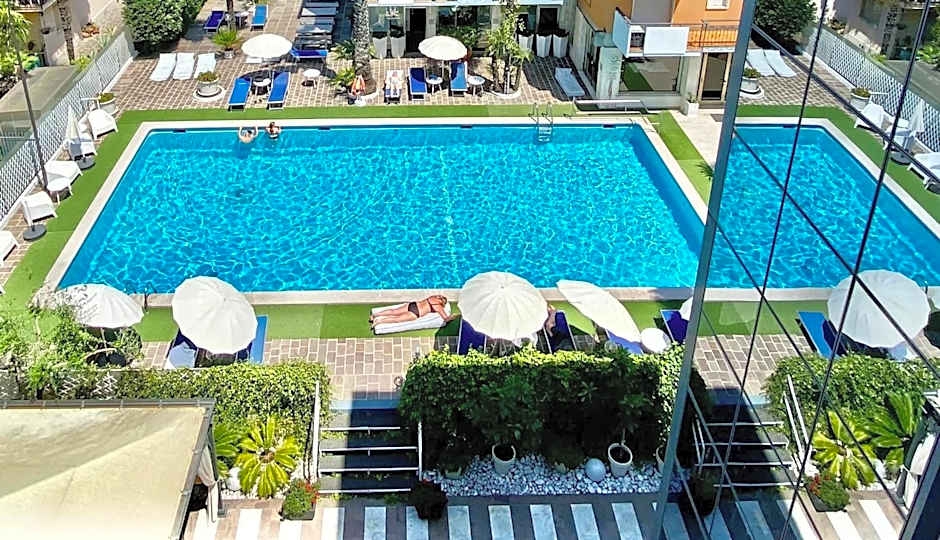 Hotel La Perla