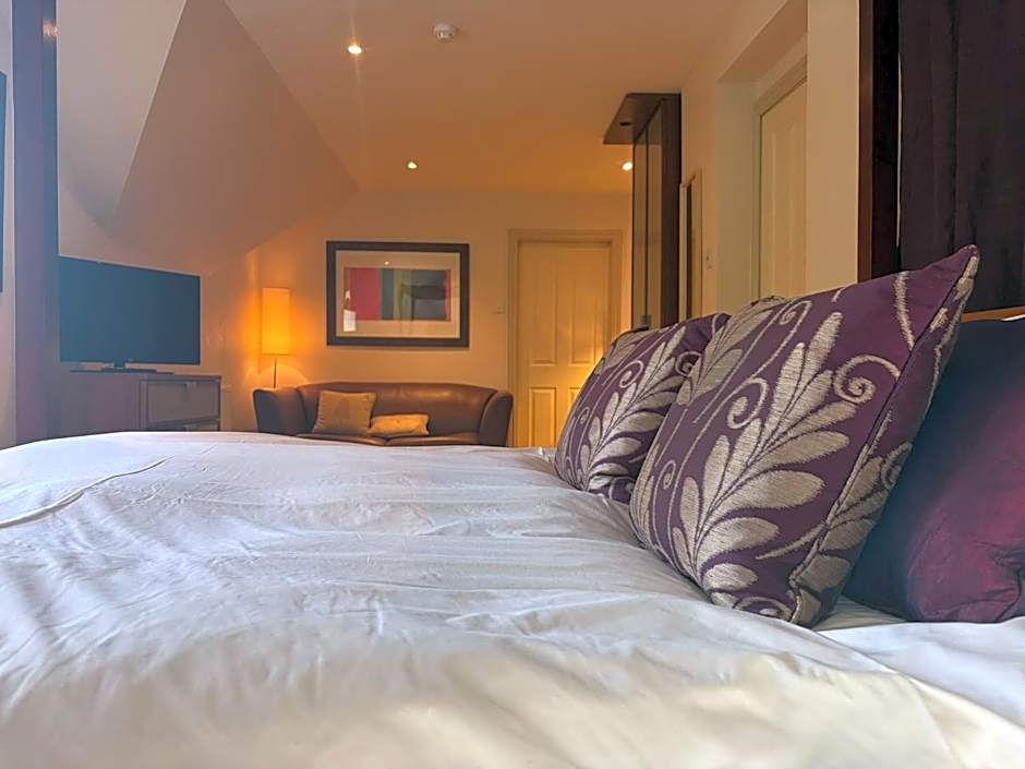 The Hunters Rest Inn