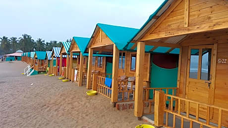 Saxony Huts
