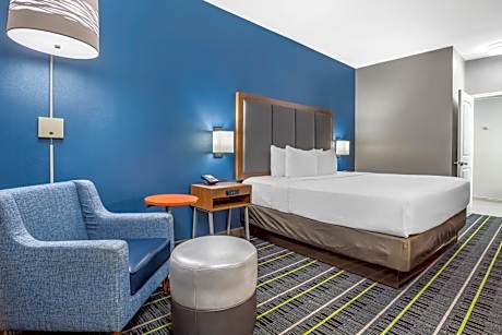 King Room - Non-Smoking