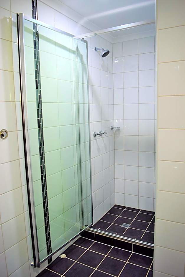 Coconut Grove Holiday Apartments