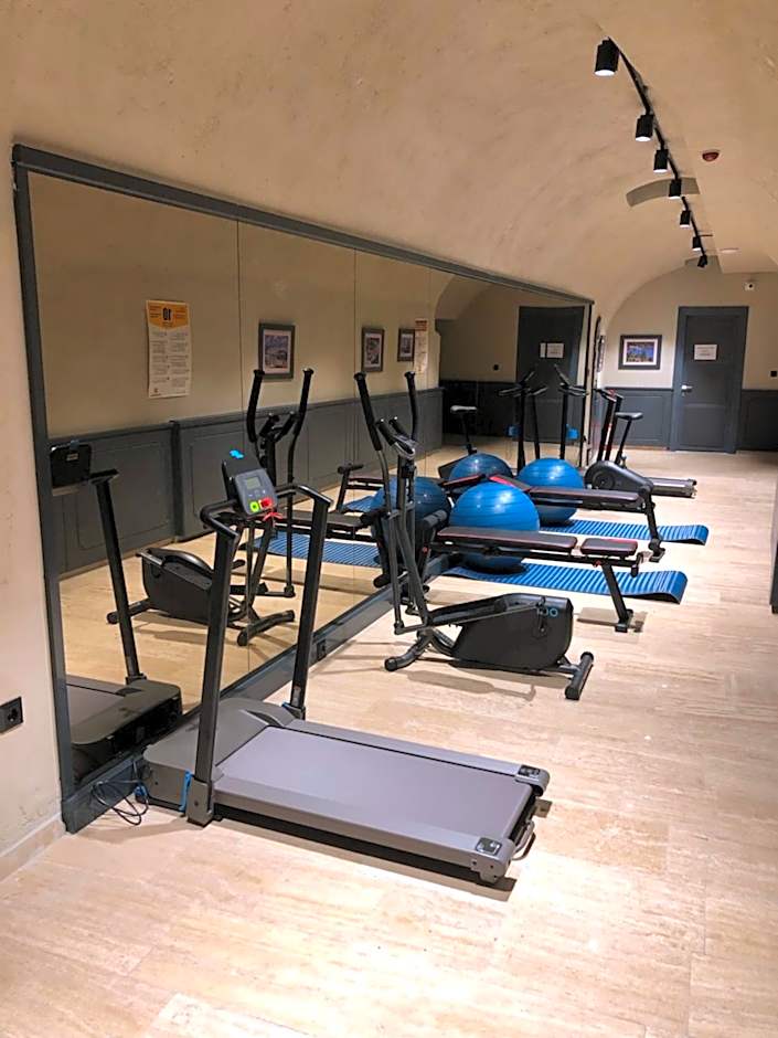 Ferman Port Hotel - Special Category