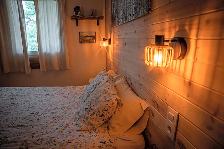 Photo 1 of 4 of Small Double Room