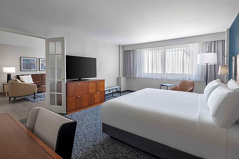 The Alloy King of Prussia - a DoubleTree by Hilton