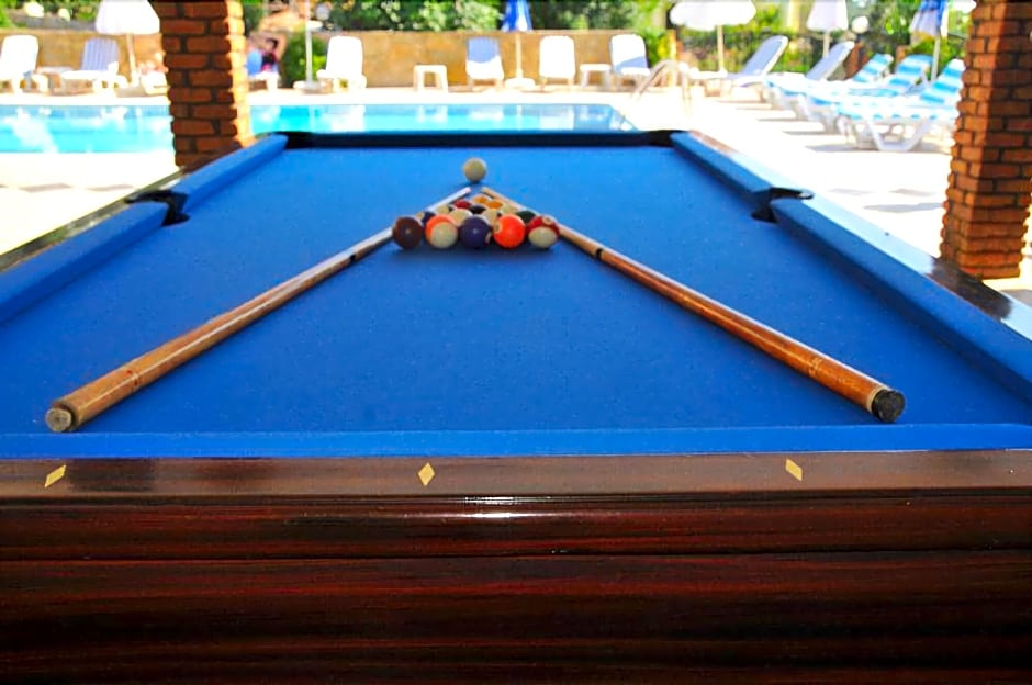 California Apart Hotel