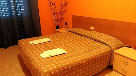 Double or Twin Room with Shared Bathroom