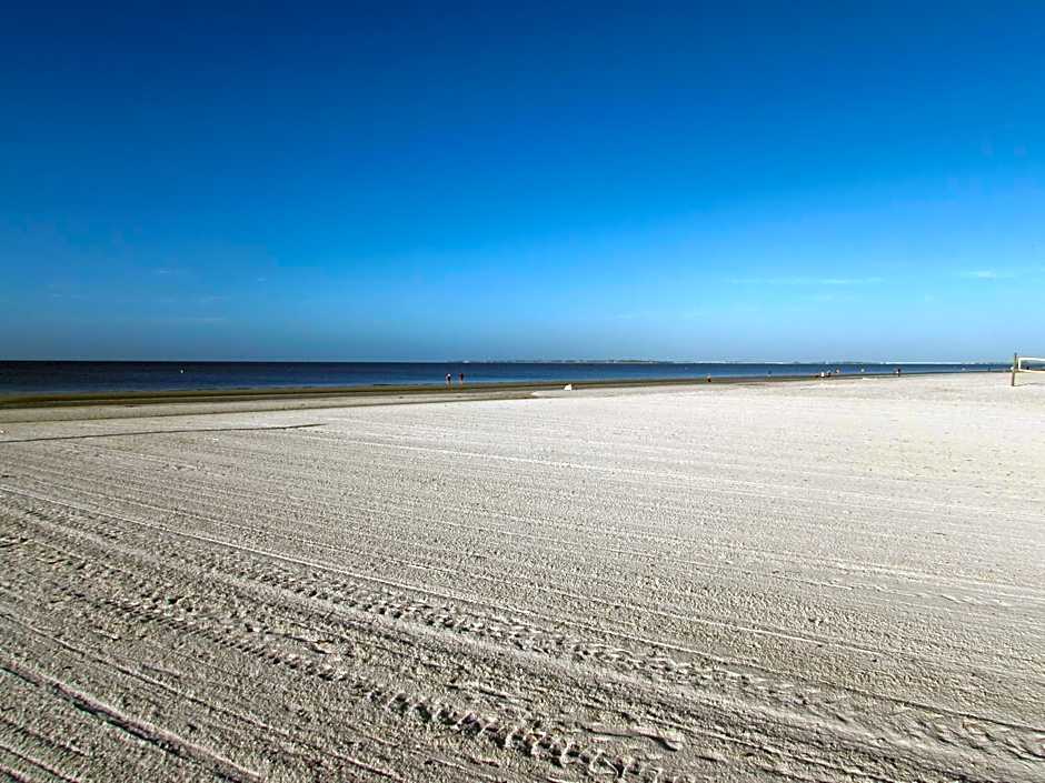 Photo 1 of 50 of Edison Beach House