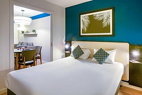 One-Bedroom Apartment (4 Adults)