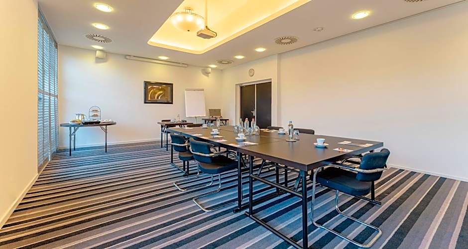 PLAZA Premium Grand Winston