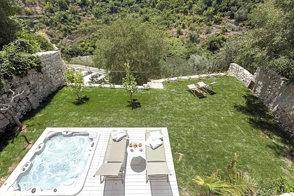 Locanda Don Serafino Historical Boutique Hotel