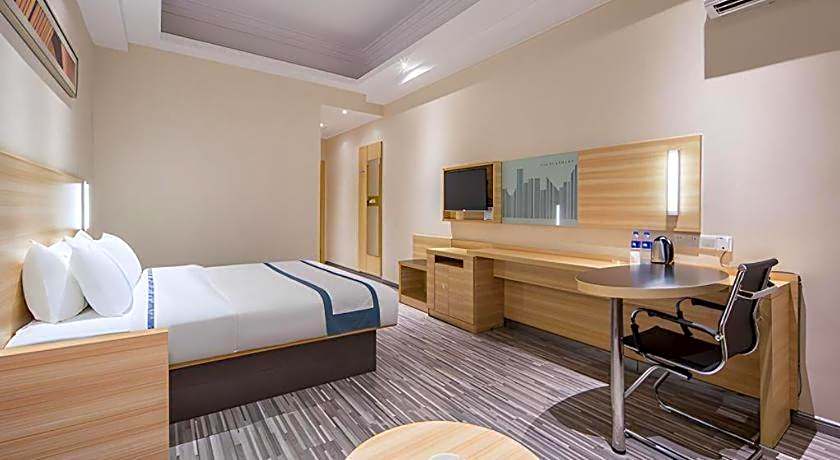 City Comfort Inn Zhuhai Fisher Girl Qinglv Road Seaside Swimming Field