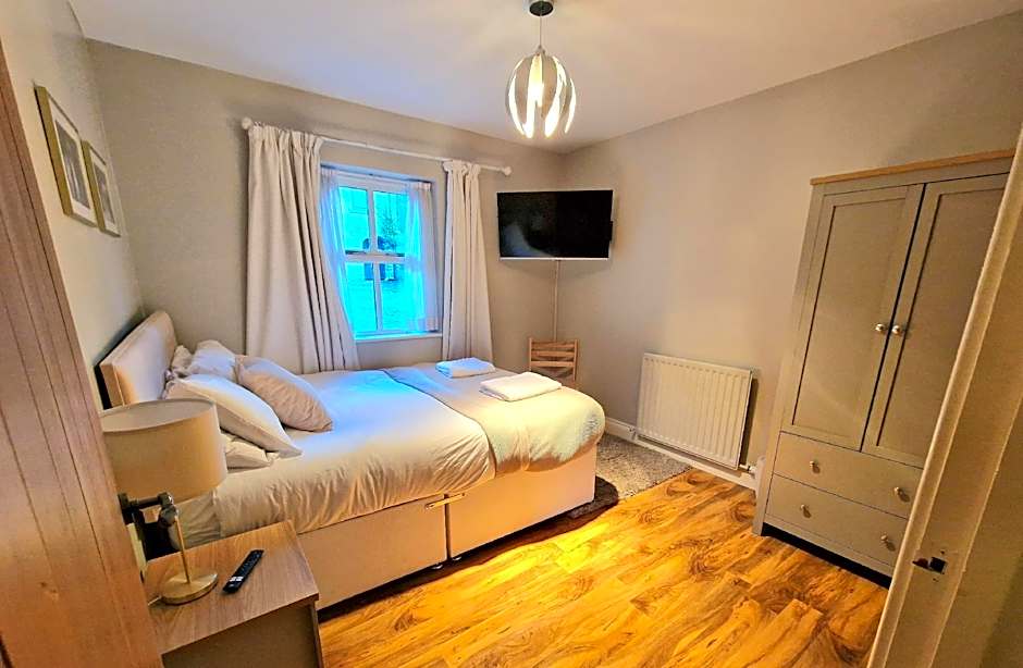 Lovelady Shield Hotel