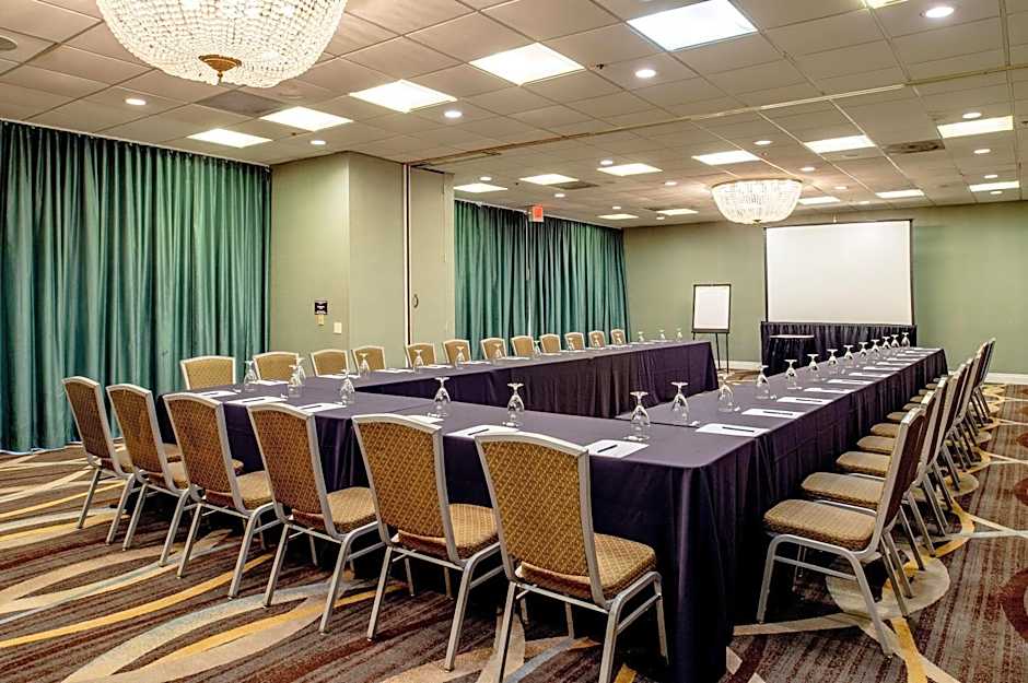 DoubleTree By Hilton Collinsville St Louis