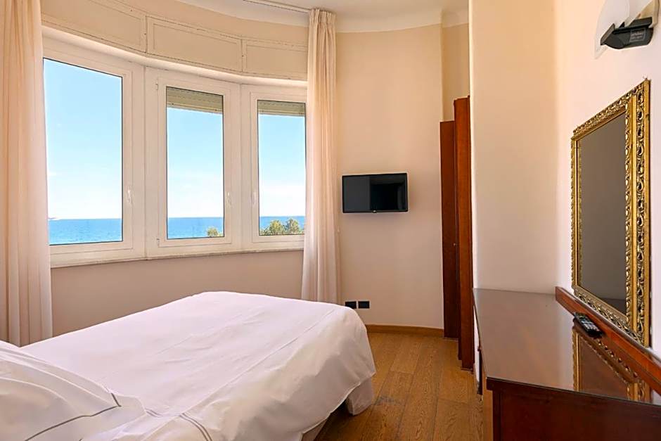 Grand Hotel Mediterranee