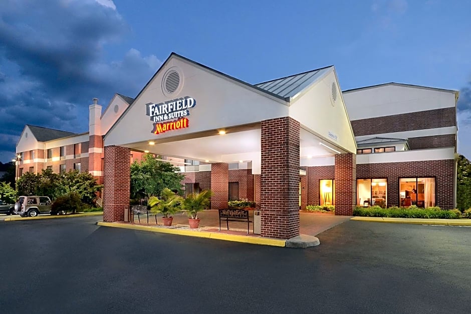 Fairfield Inn & Suites by Marriott Charlottesville North