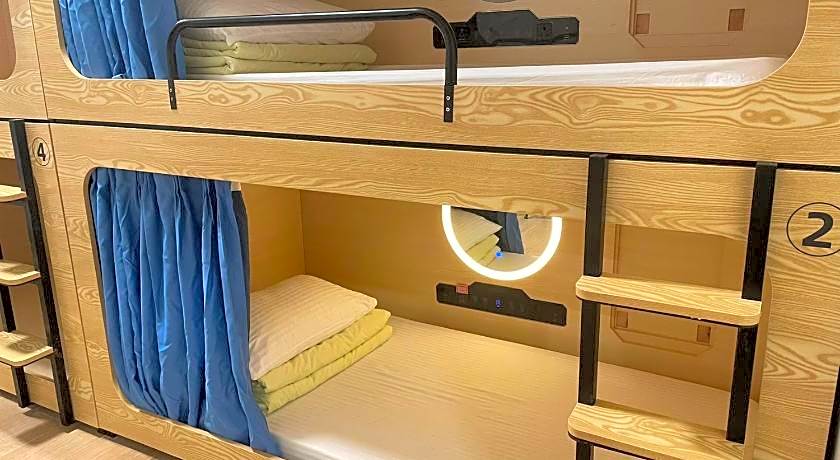 Hi Backpackers (Hong Kong Hostel Group)