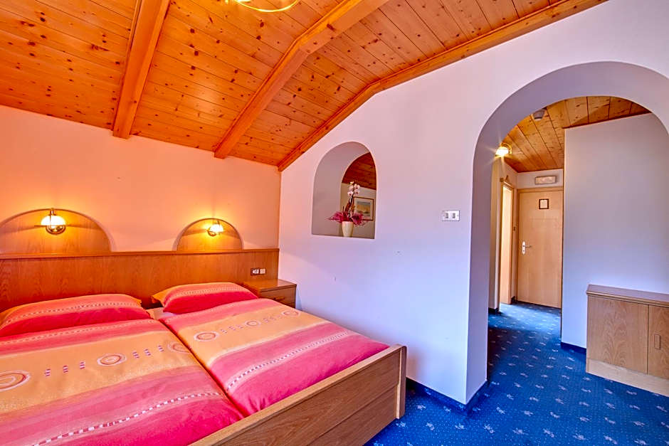 Parkhotel Plauserhof