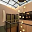 Expo Satelite 2750 Hotel & Suites