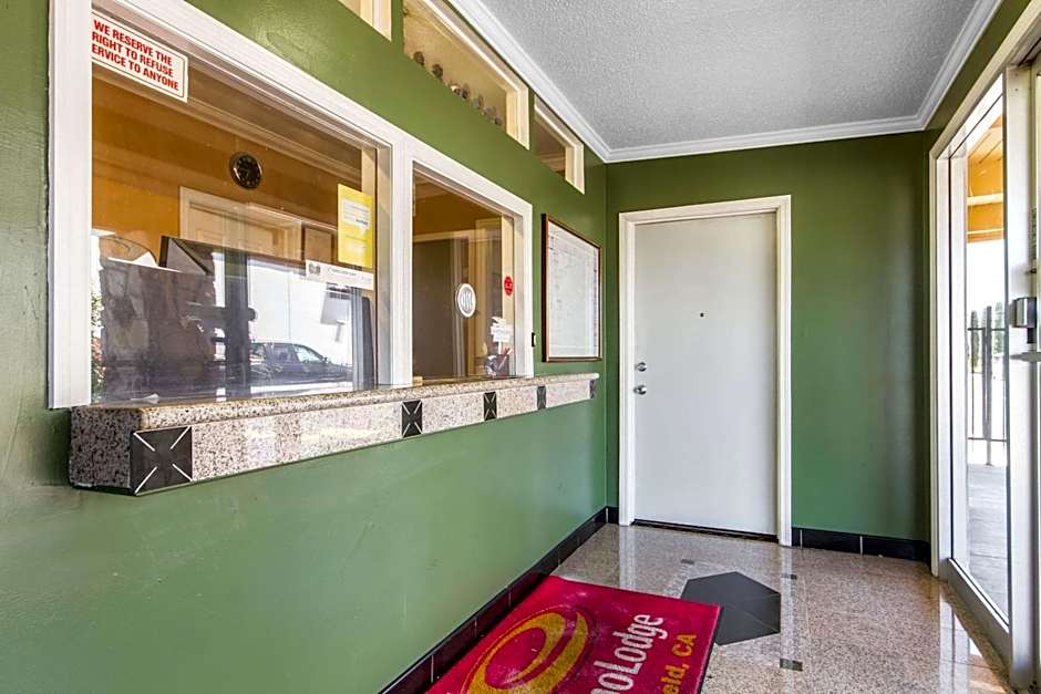 Econo Lodge