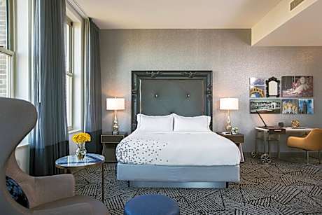 King Room - Hearing Accessible