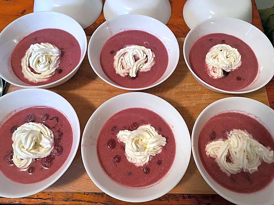 Budapest Garden Hostel - Age limit 39