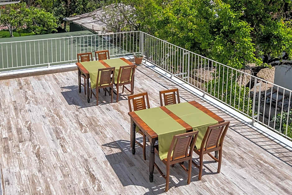 Ayris Hotel Çıralı