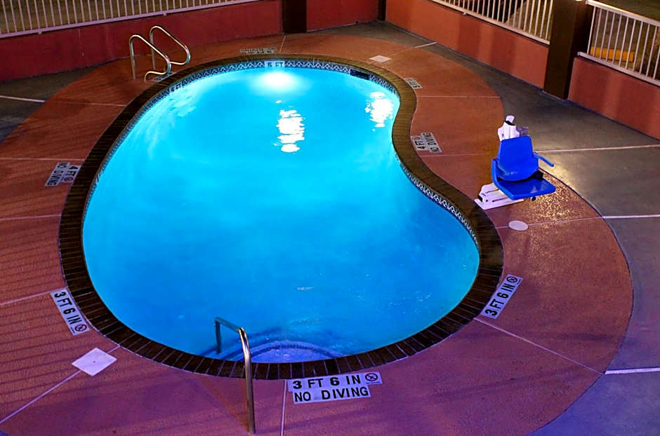 Texas Inn & Suites McAllen at La Plaza Mall and Airport