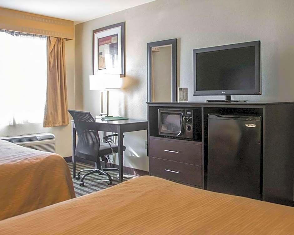 Quality Inn & Suites Loves Park near Rockford