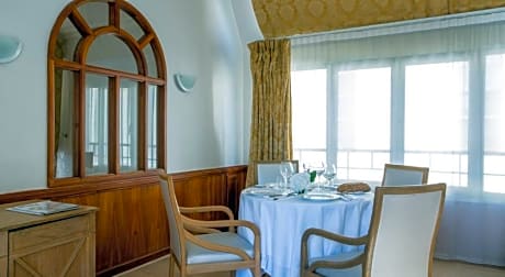 Apartment Capacity 4