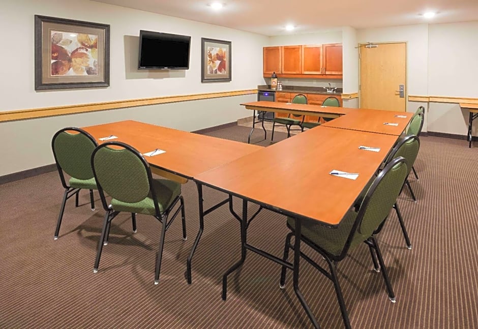 AmericInn by Wyndham Hawley