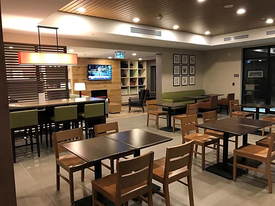 Country Inn & Suites by Radisson, Belleville, ON