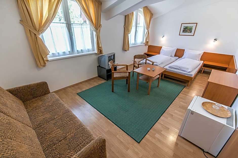 Hello Balcsi Apartmanház